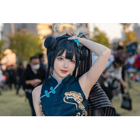 【コスプレ】チャイナドレスを着たスラリとした優美な姿はトップの威厳十分！『ブルアカ』竜華キサキのコスプレイヤーに注目 画像