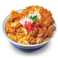 かつや、新メニュー「トリプルカツ丼」期間限定発売 画像