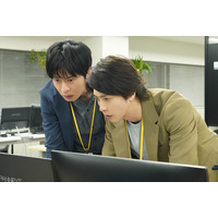 田中圭、事前告知一切なしのサプライズ登場！ドラマ『ブルーモーメント』 画像