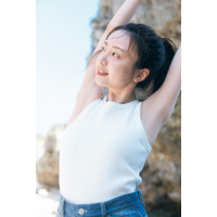 佐久間みなみ1stフォトブック先行カット公開　先輩・内田恭子とツーショット 画像