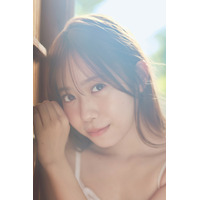 至近距離ショットにドキリ！ 声優・伊達さゆり、恋人感溢れる厳選カット公開 画像