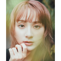 平祐奈、赤毛ヘアショットを披露！　「きれい」「美人さん」の声 画像
