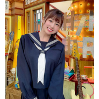 「めっちゃ似合ってる」くりえみのセーラー服姿に絶賛の声 画像