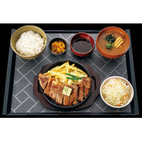 特製ガリバタ醤油が食欲そそる！宮本むなし「サーロインステーキ定食」期間限定販売 画像