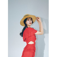 新木優子、オトナ可愛いサマーコーデで“夏”を先取り！ 画像