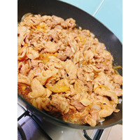 渡辺美奈代、大量の“豚丼の具” に反響「スッゴイ量」 画像