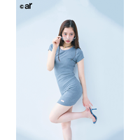 新木優子、男性がドキッとするデート服！ピッタリミニワンピ＋メタリック眼鏡 画像
