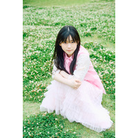 櫻坂46・山下瞳月、『B.L.T.』初表紙！新センターの魅力を解き明かすロンググラビア 画像
