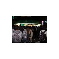 【Windows 7深夜販売イベント Vol.9】店頭には長蛇の列──TSUKUMO eX.フォトレポート 画像