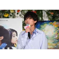 永瀬廉「ここまでがっつり恋愛に焦点を当てた作品は初めて」……Netflix映画『余命一年の僕が、余命半年の君と出会った話。』 画像