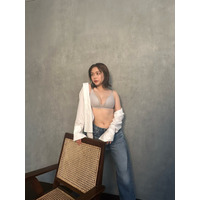 村重杏奈、ジーンズ＋ランジェリーのエロかっこいいカットにファン「綺麗すぎる」「ムネシゲ」 画像