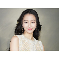 キムタク長女・Cocomi、レアなミニ丈ショットで美脚すらり 画像