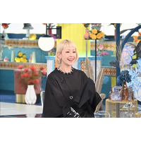 木村カエラ、「愛してる」が照れて歌えなかった!? Charaとの楽曲制作でかわいらしい一面 画像