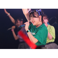 スパガ、60分MCなしノンストップのライブを開催！  『とびきりだれより夏っぽいこと』特別バージョンなど披露 画像