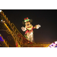 エレクトリカルパレードがクリスマス期間限定のスペシャルバージョンに！「ディズニー・クリスマス」開催中 画像