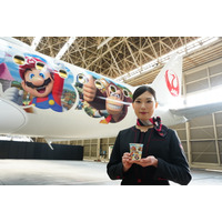 ドンキーコングやマリオが機体に！ USJ「ドンキーコング・カントリー」オープン記念で特別塗装機が就航 画像