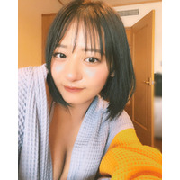 すみぽん、美貌＆美バスト捉えた“至近距離”ショットにファン注目！「ドキッとした」「可愛すぎる」 画像