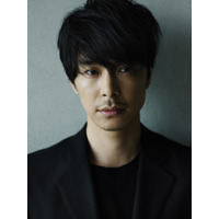長谷川博己が『ガイアの夜明け』の新案内人に！  4月4日より番組リニューアル 画像