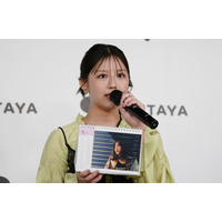 渡邉美穂、新作カレンダーのお気に入りはアンニュイな横顔カット「大人っぽく仕上がった」 画像