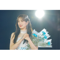 日向坂46・佐々木久美「私は今がいっちばん幸せです」 「6回目のひな誕祭」で感動の卒業セレモニー 画像