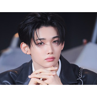「男を感じる」＆TEAM・JO、“肩幅広すぎ”な彼氏風SHOTにファン胸キュン「メロいです」【PHOTO】 画像