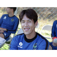 生前は“いとこ”クォン・ウンビのIZ*ONEデビューを応援も…35歳カン・ジヨンさん急逝に韓国サッカー界も沈痛 画像