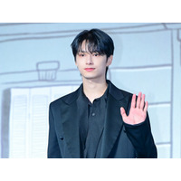 SEVENTEEN・ジュン、少女漫画から飛び出してきた金髪学ラン姿「1軍男子すら度肝抜く」【PHOTO】 画像
