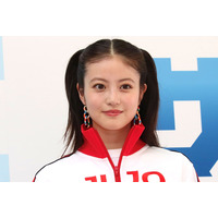 今田美桜、絶対領域あらわな“ミニ丈スタイル”で雰囲気がらり！ 画像