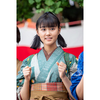 原菜乃華、高橋文哉と恋に落ちる場面の心境は…朝ドラ『あんぱん』三女・メイコ役について語る 画像