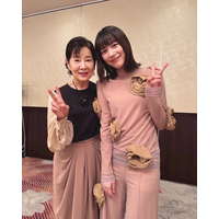 のん、“初共演”吉永小百合との貴重なツーショットに感激！「はう、いつもお美しい…」 画像