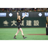 IS:SUE、東京ドームの巨人・中日戦で初の始球式！ 生歌唱パフォーマンスも 画像