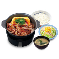 松屋、27日より旨辛豆腐や焦がしにんにく香る夏メニュー「牛バラ焼定食」登場 画像