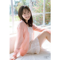 日向坂46・藤嶌果歩、ピンクのルームウエアを着て魅惑の笑顔！ 『週刊少年チャンピオン』25号 画像