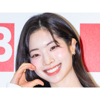 TWICE・ダヒョン、ファンの用意した誕生日カフェを次々と訪問！嬉しい“認証SHOT”残す【PHOTO】 画像