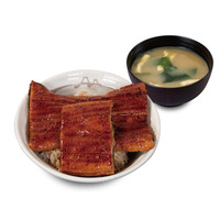 松屋、外はパリッと中はふわっとした食感の新商品「うなたま丼」が17日より登場！ 画像