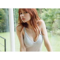 後藤真希、透けたキャミソールからランジェリーをチラ見せ...『ramus』より追加カット公開 画像