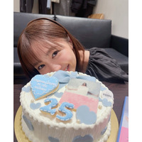 大原優乃、2度目の重版決定祝いで“写真集ケーキ”公開「食べるのがもったいない」 画像