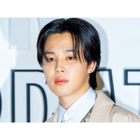 「僕も脱いだよ…」BTS・JIMIN、“上半身裸”SHOTを公開！そのワケとは？【PHOTO】 画像