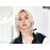 「息ができない…」Stray Kids・フィリックス、“爆イケビジュ”で別人級のカリスマ発揮！【PHOTO】 画像