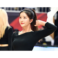 ”美太もも”も全開！韓国プロ野球チア、男性誌で見せた大胆衣装SHOT大放出「魅力的すぎ」「ハンパない！」【PHOTO】 画像