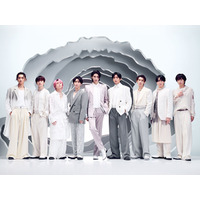 “国民的アイドル”Snow Manの韓国ポップアップストアが開催！テーマは「真夏の中の真っ白い世界」 画像