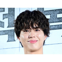 俳優パク・ボゴム、ラジオ番組にサプライズ登場！日本から帰国後すぐに駆け付けリスナー感動 画像