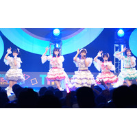 【TIF2025】#ババババンビ、ミニスカ衣装で熱血ライブ！「#ババババンビちゃんのこと、好きですかー?」 画像
