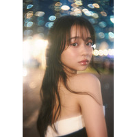 “non-no専属モデル”林芽亜里、20歳の誕生日に「10周年記念カレンダーフォトブック」を発売! 画像