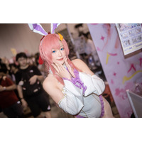 スラリと伸びたストッキングの美脚で魅せる！「ガンダムSEED」ラクスのバニーガールが可愛すぎた 画像
