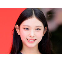 活動休止から6カ月…NewJeans・ヘリン、病院で目撃された近況　変化したビジュアルに注目集まる 画像