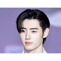 ENHYPEN・ソンフン、“恋人感”満載の佇まいに絶賛の声「ずるいよ」「好きが詰まっている」【PHOTO】 画像