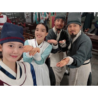 『暴君のシェフ』ユナ、第10話の台本とともに舞台裏PHOTO公開 画像