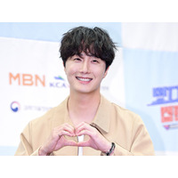 デート中のような写真を投稿して自ら熱愛説を浮上させてしまった韓国俳優　好意的に受け止められているワケ 画像