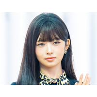 IVE・レイ、“夢の国”を楽しむ姿が可愛すぎる!リズとの密着ショットにファン歓喜「カップルズ尊い」【PHOTO】 画像